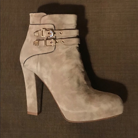 New! Francesco Sacco Suede Booties - Picture 4 of 5